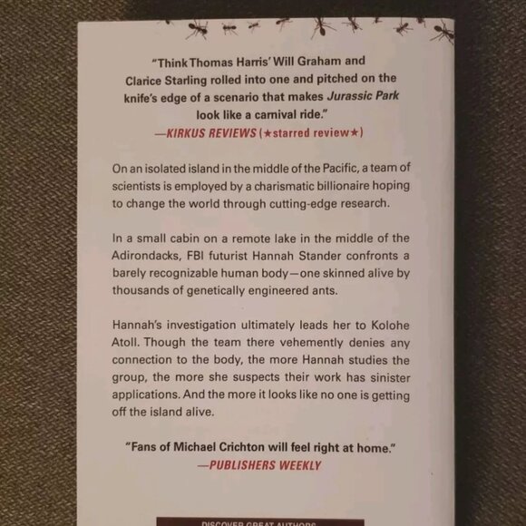 Invasive by Chuck Wendig Sci-fi Paperback Book Novel Genetic Insect Ant Invasion - Picture 2 of 4